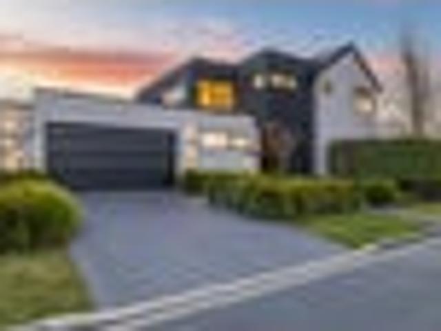 House for sale in Chaslands, Canterbury