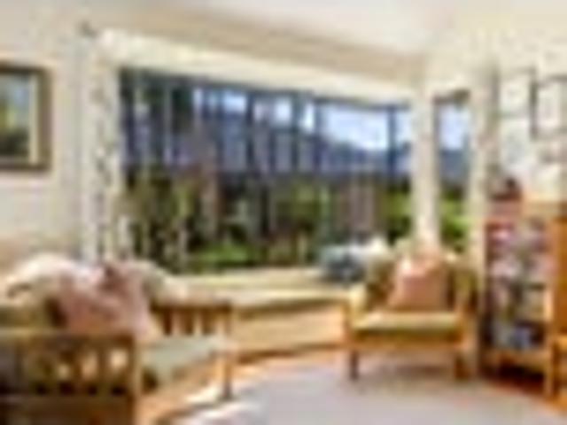 House for sale in Otakou