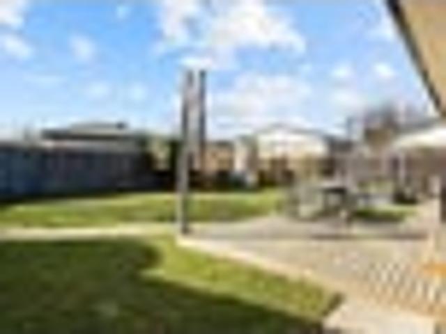 House for sale in Chaslands, Canterbury