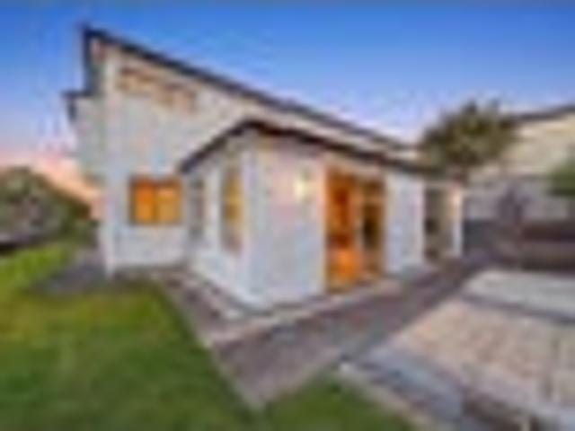 House for sale in Paremoremo, Oroua County