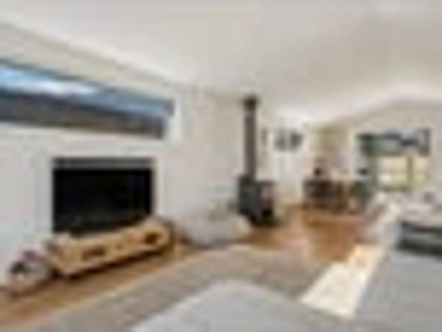 House for sale in Otakou