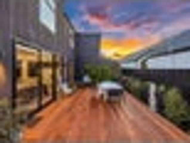 Townhouse for sale in Saint Albans, Fendalton-Waimari-Harewood Community