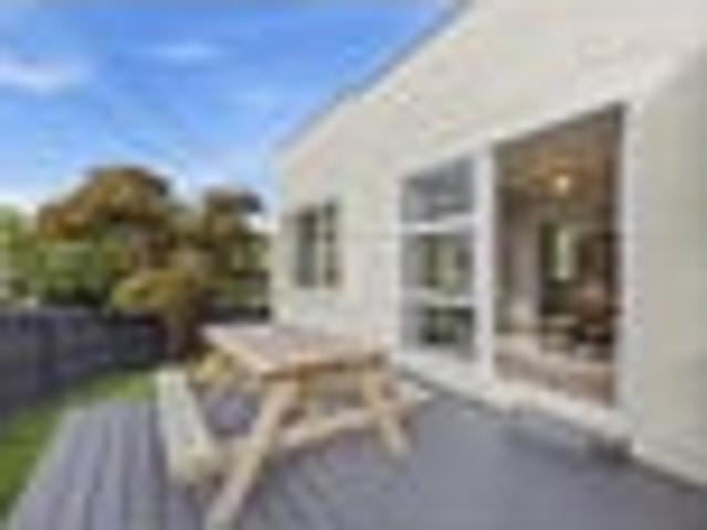 House for sale in Vauxhall, Dunedin
