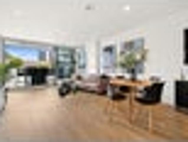 Apartment for sale in Takapuna