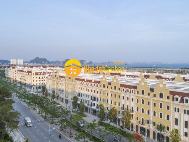 Nhà mặt phố bán