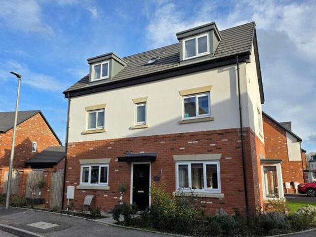 House for sale in Leftwich, Cheshire