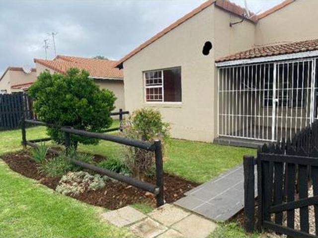Townhouse for sale in Ekurhuleni, Gauteng
