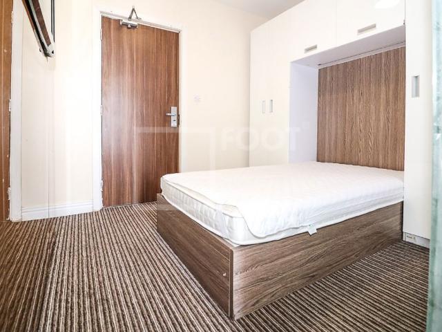 Studio for rent in West Yorkshire