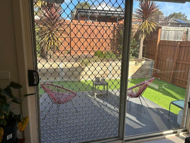 Room for rent in Camerons Creek, Victoria