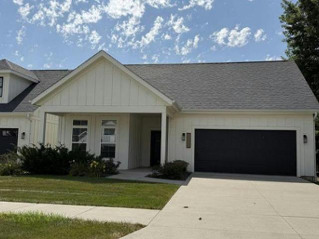 House for sale in Suncrest, Ames