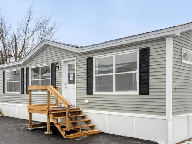 Apartment for rent in Lakeshore, Ontario