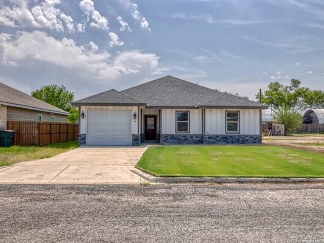 House for sale in Uvalde, Texas