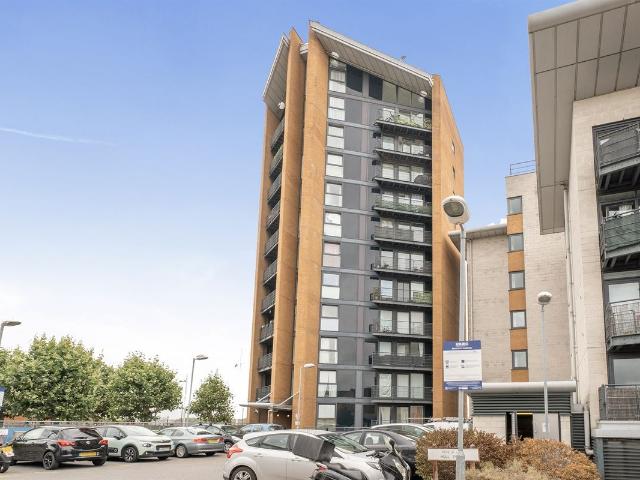 Apartment for rent in Reach, Greater London