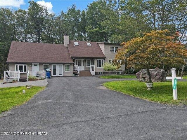House for sale in Tobyhanna