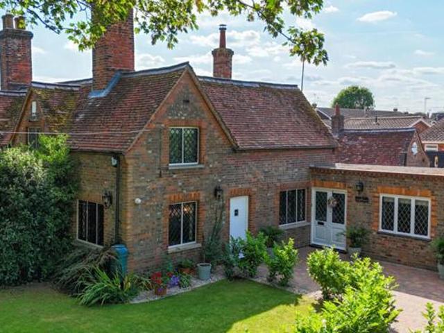 House for sale in Lyons, Greater London