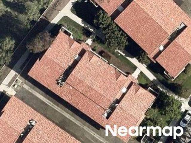 Condo for sale in Canyon Country, California