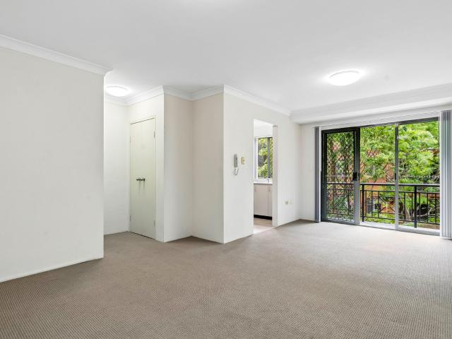 House for rent in Lower North Shore, Sydney