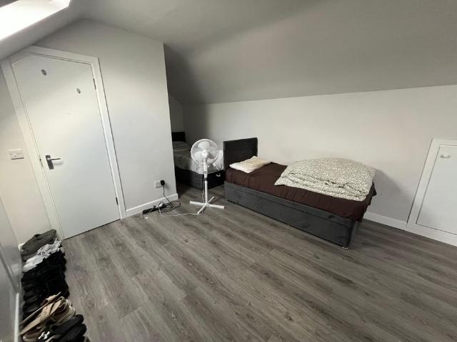 Apartment to rent in Bluebell, North Tipperary