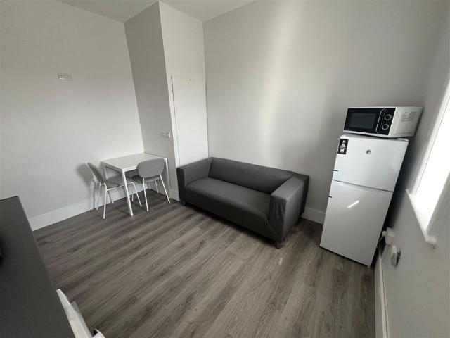 Apartment to rent in Bluebell, North Tipperary