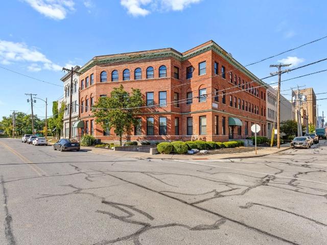 Apartment for rent in Warehouse District, Toledo