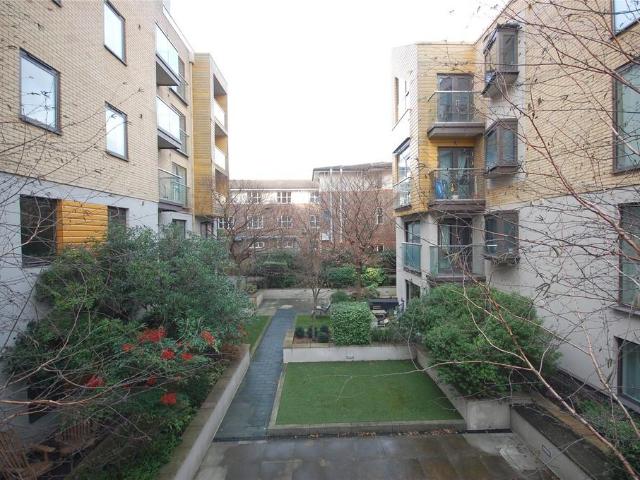 Apartment for rent in Golders Green, Greater London