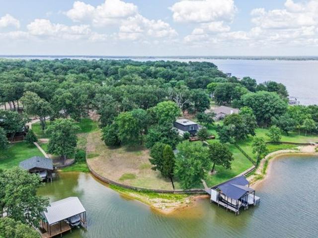 Land for sale in Henderson, Texas