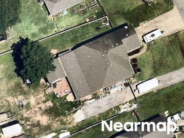 House for sale in Willis