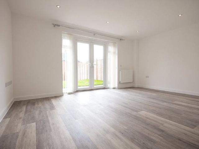 Townhouse for rent in Emersons Green, South Gloucestershire