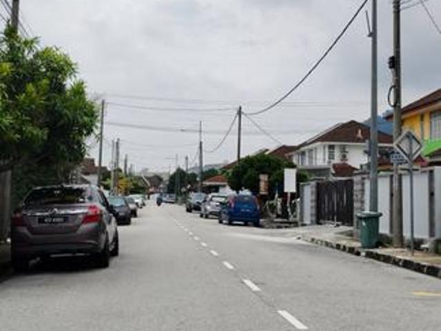Bungalow for rent in Georgetown, Penang
