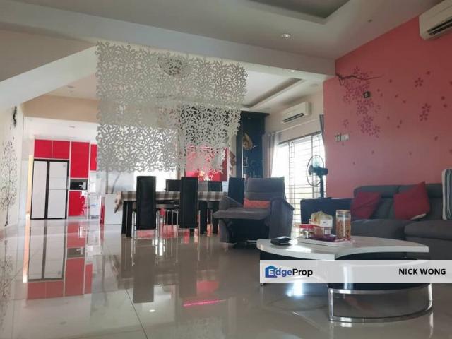 House for sale in Seri Kembangan, Majlis Bandaraya Subang Jaya