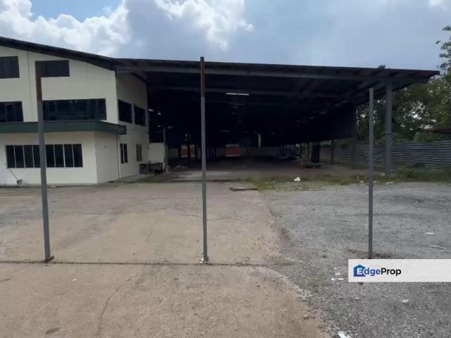 Warehouse for rent in Sendayan Village, Negeri Sembilan