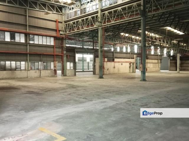 Warehouse for rent in Sendayan Village, Negeri Sembilan