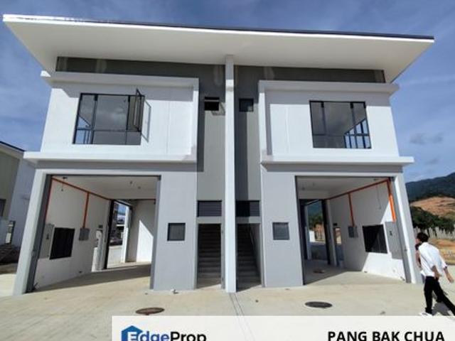 Warehouse for rent in Sendayan Village, Negeri Sembilan