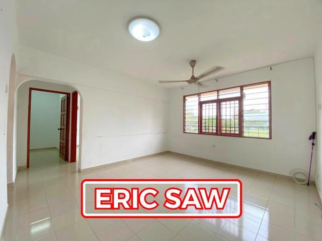 Flat for sale in Barat Daya, George Town