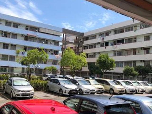 Apartment for sale in Barat Daya, George Town