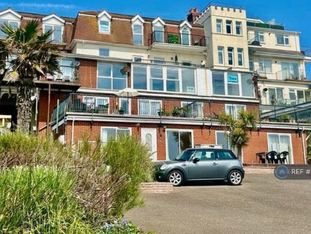 Apartment for rent in Roundham, Paignton