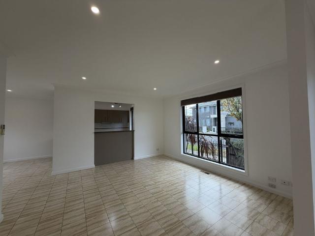 Townhouse for rent in Camerons Creek, Victoria