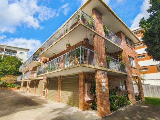 Apartment for sale in Toombul, Queensland