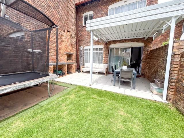 Townhouse for sale in Ekurhuleni, Gauteng