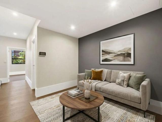 Townhouse for rent in Sydney, New South Wales