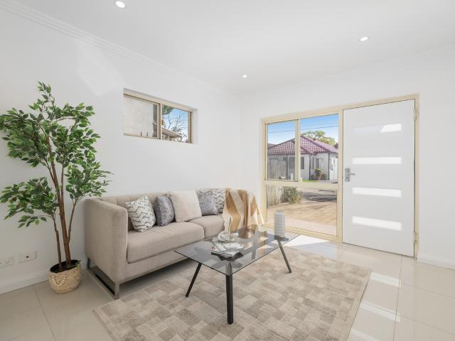 House for sale in Croydon