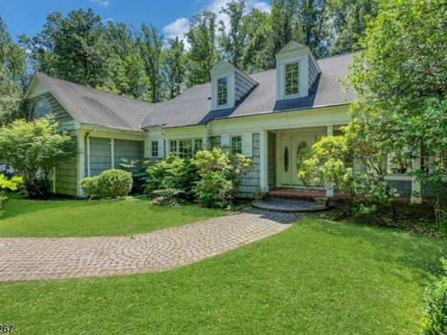 House for sale in Watchung, New Jersey