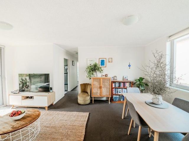 Apartment for sale in Rose Bay, Tasmania