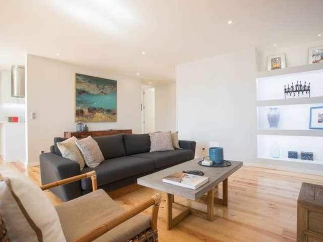 Apartamento alugar em Misericórdia, Lisboa