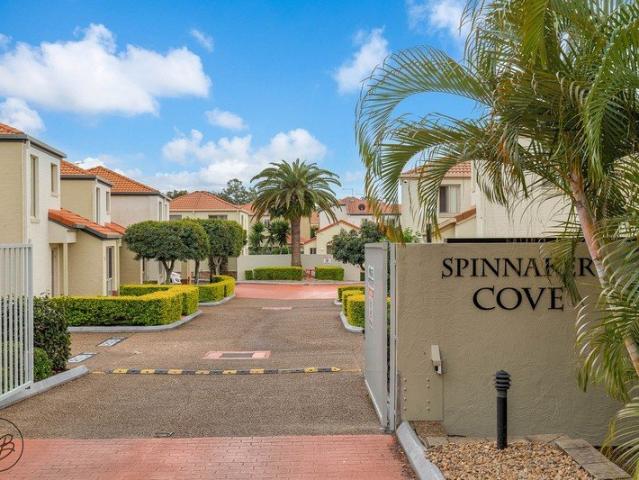 Townhouse for sale in Toombul, Queensland
