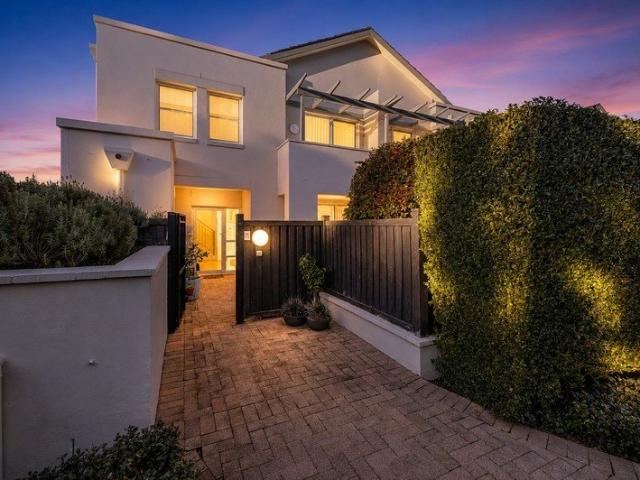 Townhouse for sale in Sydney, New South Wales