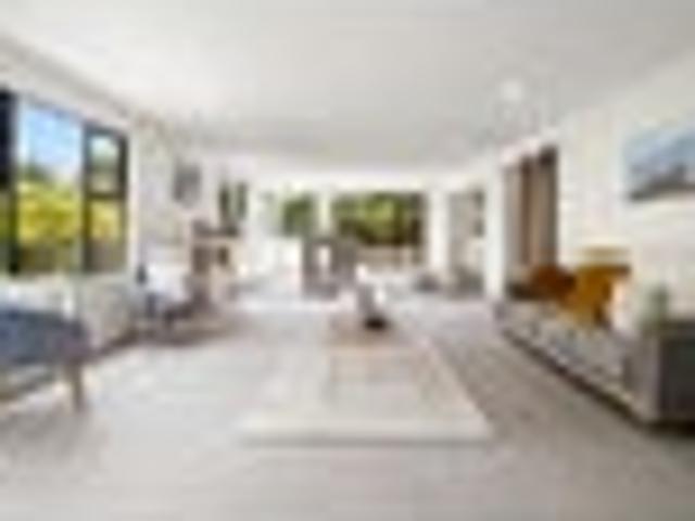 House for sale in Otakou