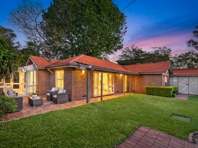 House for sale in Lower North Shore, Sydney