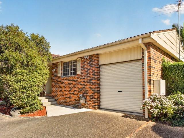 Villa for sale in Sydney, New South Wales