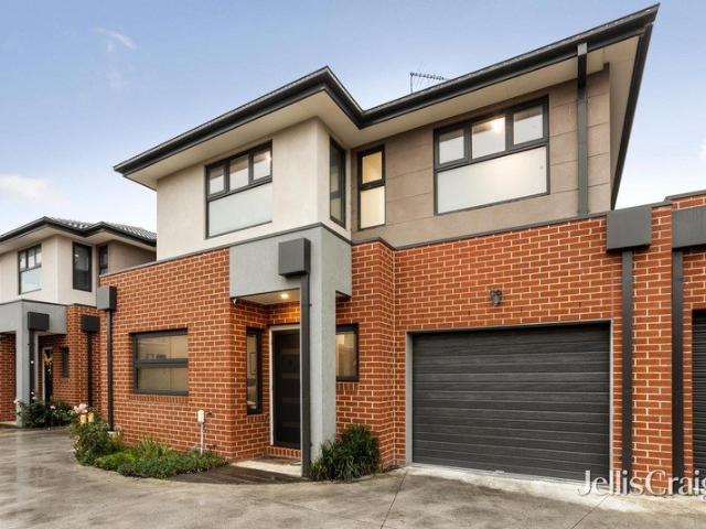 Townhouse for sale in Camerons Creek, Victoria